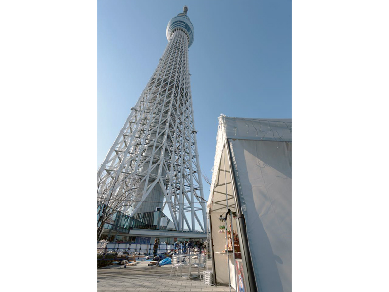 TOKYO SKY TREE TOWN ICE SKATING PARK